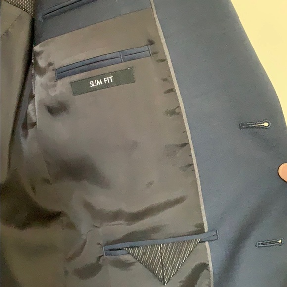 Men’s Slim fit dress suit - Picture 2 of 5